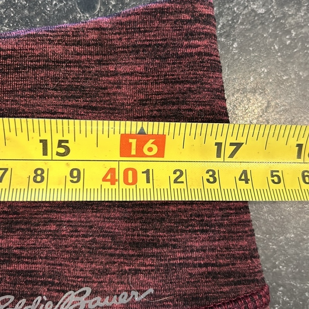 EB burgundy Capri leggings​ - Picture 6 of 8